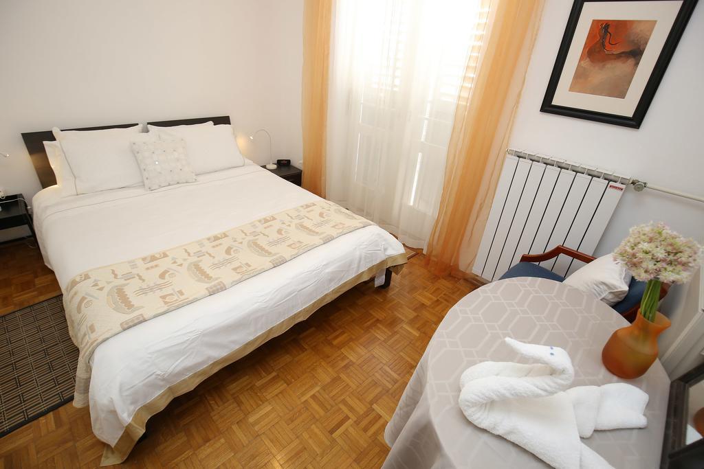 Prokonzul 2Br Apartment In Old Town ซาดาร์ ภายนอก รูปภาพ